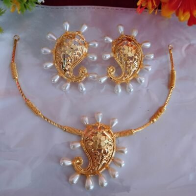 Unique & Gorgeous Necklace