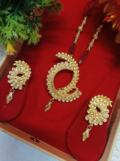 Unique & Gorgeous Pendant